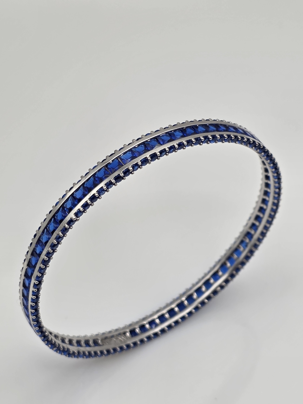 Blue Crystal 1 -Row Bangle Bracelet Sterling Silver 925